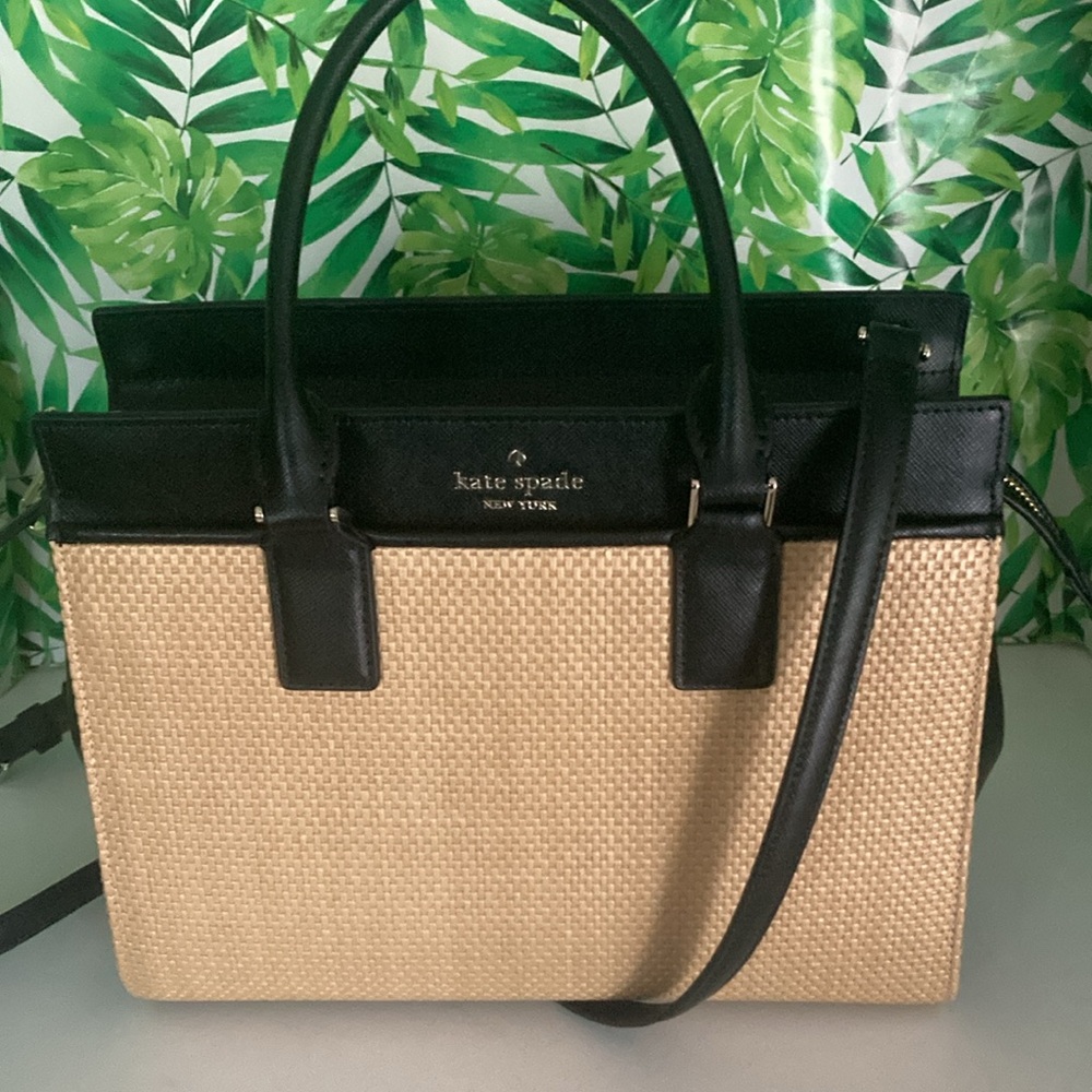 Kate Spade Handbag in Tan Raffia with Black Trim - Picture 9 of 9
